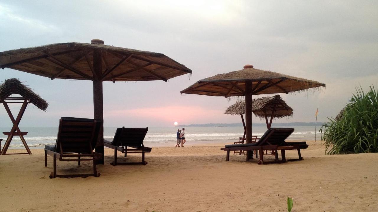 Aussie Swiss Weligama Hotel Eksteriør billede