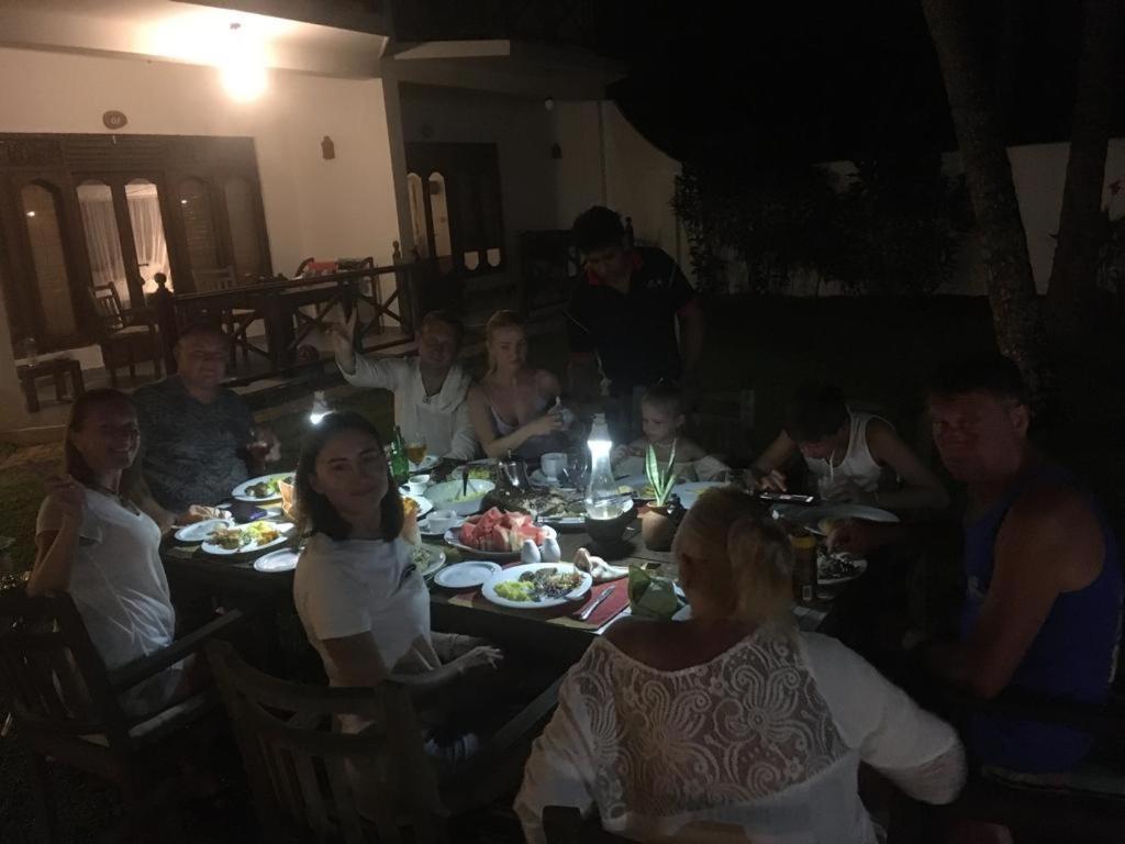 Aussie Swiss Weligama Hotel Eksteriør billede