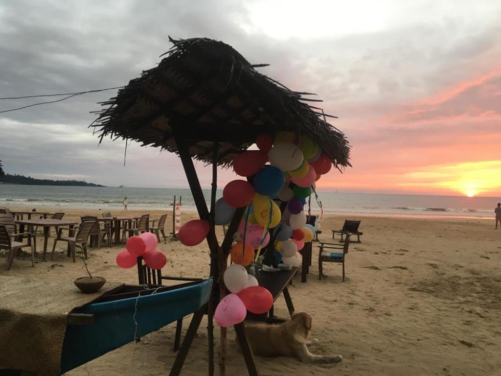 Aussie Swiss Weligama Hotel Eksteriør billede